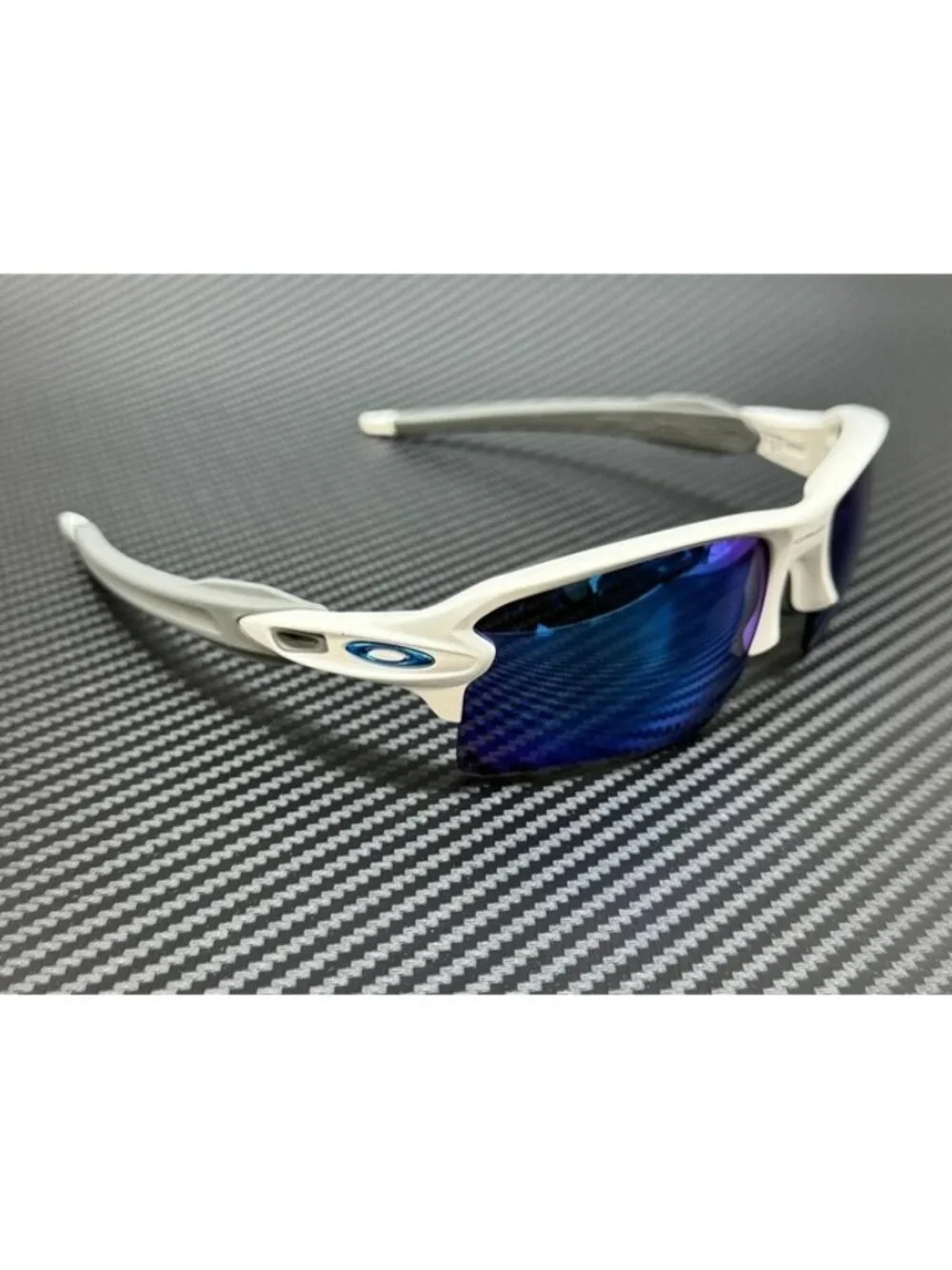 New Oakley Men  Sunglasses --